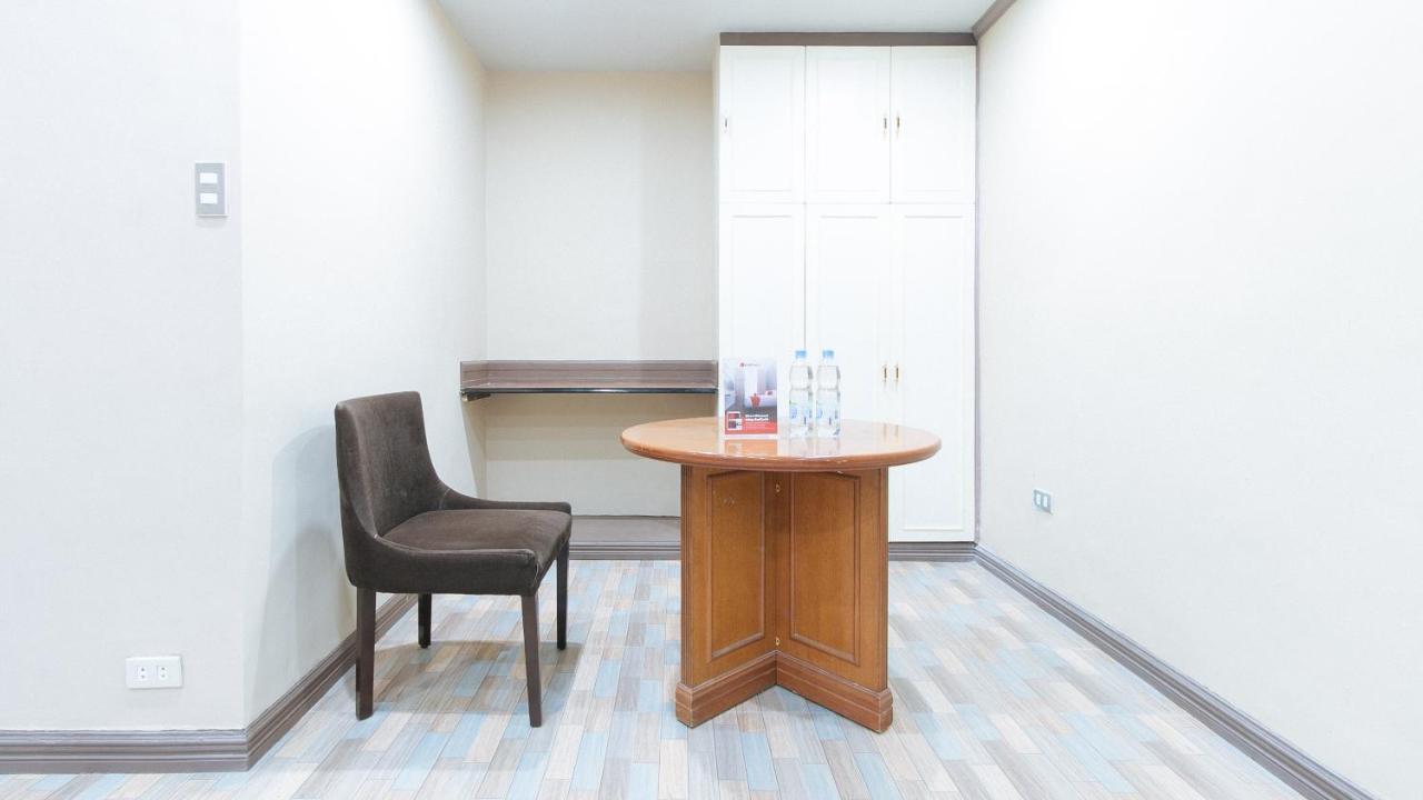 Reddoorz Plus At Canley Residential Pasig City Экстерьер фото